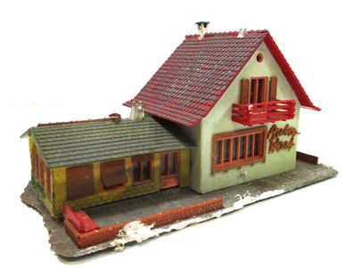 Fertigmodell H0 Faller Auto-Raststätte (H0-0880h)