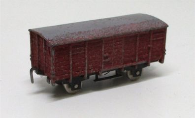 Spur N Minitrix Schiebetrix Gedeckter Güterwagen braun (5477l)