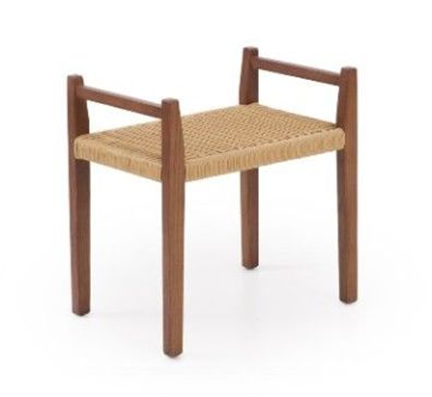 Hocker aus Eschenholz in Nussbaumfarbe mit geflochtener Sitzfläche