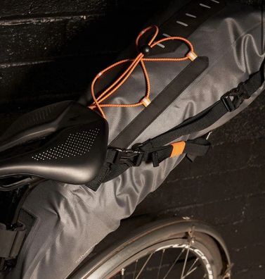 Rivelo Glen 15L Satteltasche (Kohle)