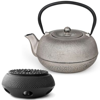 Bredemeijer Guss-Teekanne 1,0 L silberfarben mit Stövchen & Edelstahl-Teefilter