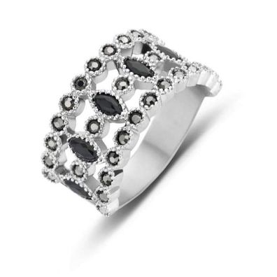 Victoria Silberfarbener Ring mit schwarzem Stein