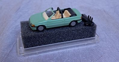 Ford Escort Ghia Cabrio offen , türkis, Praline