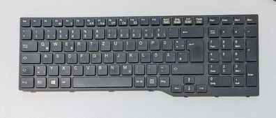 Fujitsu LifeBook E556 Keyboard Tastatur QWERTZ CP670825-03