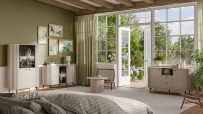 Modernes Schlafzimmer - Set B Annelin, 6-teilig, in Kaschmir, 1 Vitrine und 1 Ko