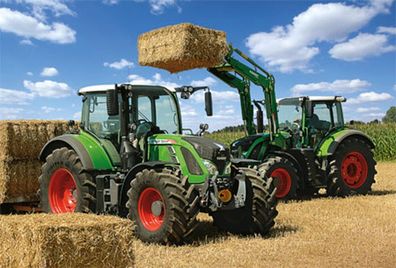 Fendt 724 Vario, Fendt 716 Vario mit Frontlader Cargo