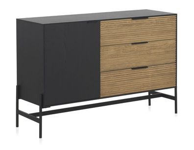 Sideboard mit schwarzem Eschenholzfurnier und Türen in Naturholz