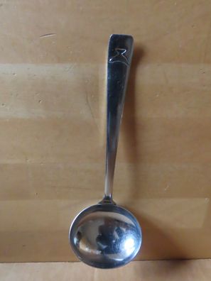 Soßenlöffel kurzer mit einer Sauciere auf dem Griff Metall BMF