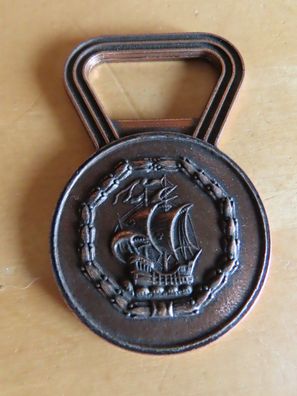 Flaschenöffner Öffner für Kronenkorken Metall kupferfarben mit Segelschiff
