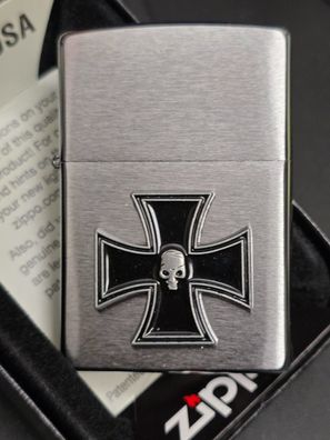 Zippo Eisernes Kreuz Skull (Custom PIN Style) Lighter Chrom gebürstet CG #202
