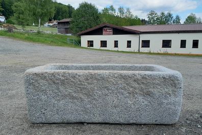 Granitbrunnen, Brunnentrog, Gartenbrunnen, Steinbrunnen, Natursteinbrunnen, Granit
