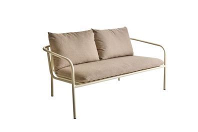 Gartensofa Bendt mit Kissen aus Aluminium und Teddy-Olefin Stoff, skandinavisch, perl