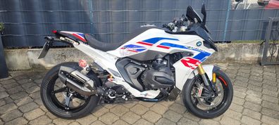 Sitzbankabdeckung BMW R1300R / RS Performance mit Leder bezogen
