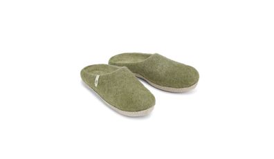 Hausschuh egos copenhagen slip on simple Moss Green Schafwolle Filz Nepal