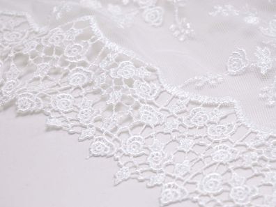 Spitzenstoff für Brautkleider mit kleinen 3D Rosen in weiß - 120cm breit - Stoff