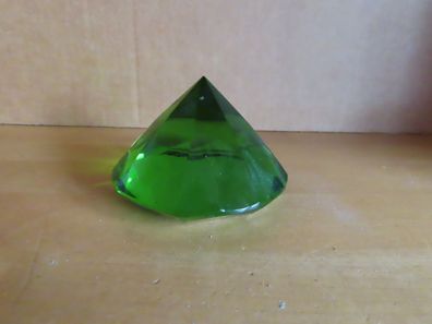 Glasstein Dekostein Facettenschliff Diamantschliff grün ca.7,8cm Ø