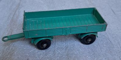 Mercedes Trailler Matchbox 2 , grün Maßstab 1:66 ohne Box, minimale Gebrauchsspuren