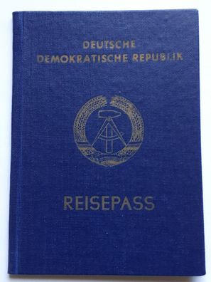 DDR Reisepass Ausstellungsjahr 1988 Bad Doberan männlich