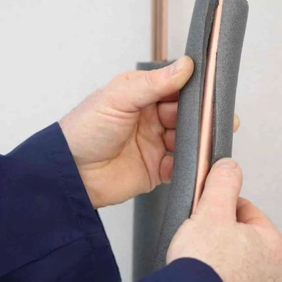Aeroflex SH Rohrdämmung 2m schwarz 76x40mm flexibel