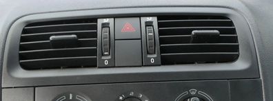 Skoda Fabia Roomster 5J Lüftungsdüse Düse Lüftung vorne in der Mitte 5J0820951G