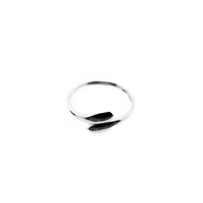 Ring stilvolles Modestück für Damen mit schlichtem Design aus Silber 925