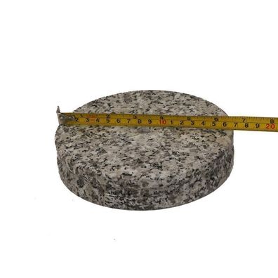 Granitsockel, rund, Granitsockel mit Bohrung, Grablaterne Grablampe Lampensockel