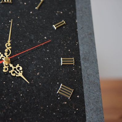 Wanduhr Tischuhr Granit schwarz Naturstein Uhr Unikat hochwertig massiv