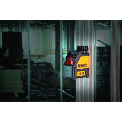 DeWALT Kreuzlinienlaser, Rot, 2x180°, Batt. DW088K-XJ