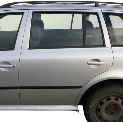 Octavia 1U5 Combi Kombi Variant Tür hinten links grau silber LF7T
