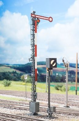 KM1 400436 Formsignal einflügelig DB grau Spur 1