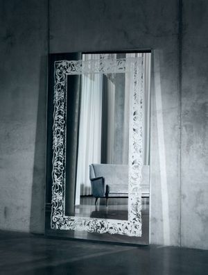 Casa Padrino Luxus Spiegel mit Licht und Fernbedienung 107 x H. 182 cm - Luxus Qualit