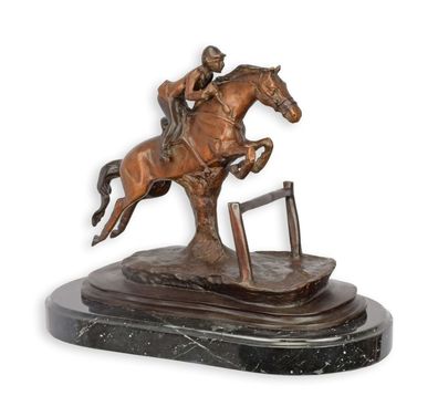 Bronzeskulptur Reiter Pferd Springreiten Replikat Retro Design Dekoration