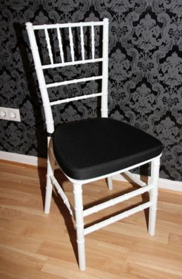 Casa Padrino Designer Acryl Stuhl inkl Sitzkissen Weiß/Schwarz - Ghost Chair white
