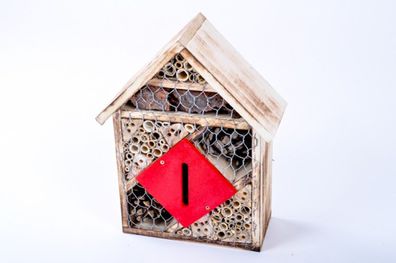 Bienenhotel ca. 31x24x10 cm