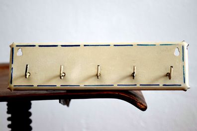 Hakenleiste Shabby Weiß Holz Antik Alt Vintage Mid Century Küche Geschirrtuchhalter