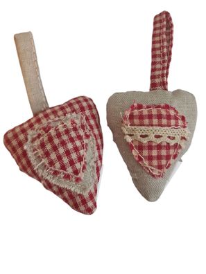 2er Set Herz Stoff Aufhängen rot beige Patchwork Dekoherz Hängedekoration