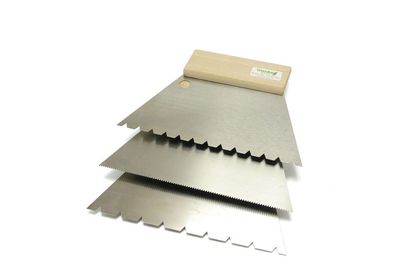Zahnspachtel 18 cm