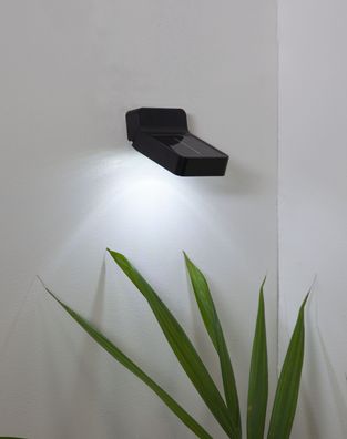 LED-Solar-Wandleuchte "Wally", 5 x 8 cm