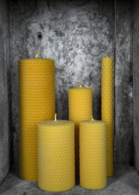 Kerze, reines Bienenwachs, Wabenplatten gerollt