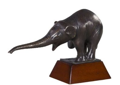 Casa Padrino Luxus Bronzefigur mit Holzsockel Elefant Bronze / Braun 42 x 17 x H. 29