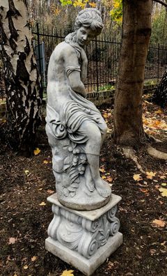 Massive schwere Anik Stil Skulptur / Statue mit Sockel Antikgrau von Casa Padrino - S