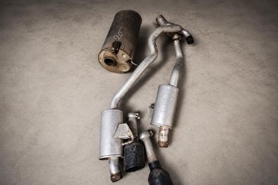 Auspuffanlage RAM 1500 5,7L (Gen.5) Gebraucht (20)