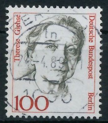 BERLIN DS FRAUEN Nr 825 zentrisch gestempelt X7D4E36