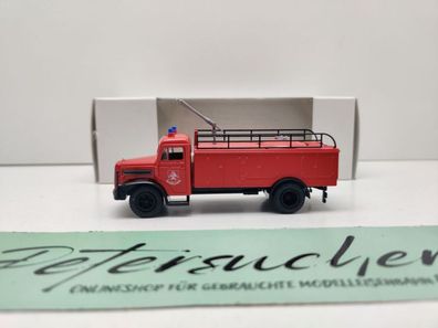 Märklin H0 18751 / MAN F8 „Pulverlöschfahrzeugs” der Feuerwehr / Ep. III / OVP