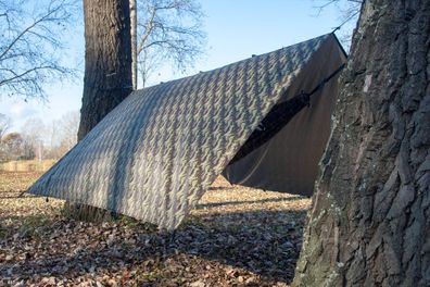 Hideaway Outfitters UV Tarp 3 x 3 Meter Camo UPF50+ PU3500 / Thermische Isolie