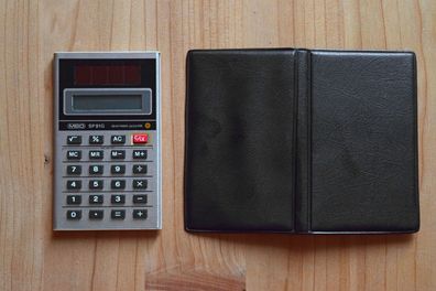 MBO sp 91g Solar Taschenrechner mit Hülle funktionsfähig Antik Vintage Alt