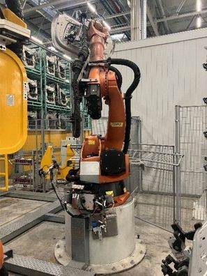 Roboter KUKA KR 240 L180-2 2000 Seriennummer 913761 Industrieroboter