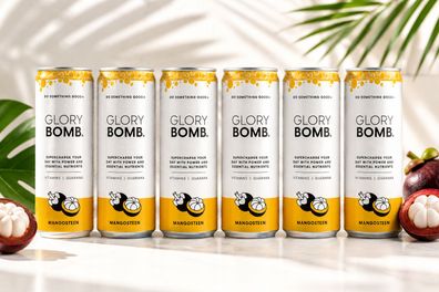 GLORY BOMB Mangosteen Drink 6 x 250 ml inkl. Einweg Pfand - Mit Vitaminen & Gua