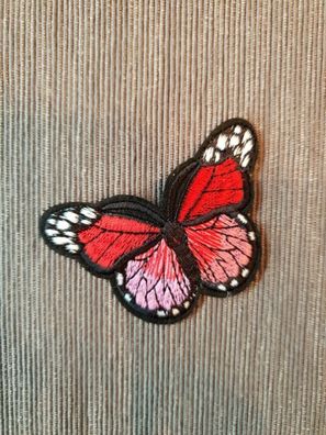 Applikation/Bügelbild Schmetterling rote Erdbeere