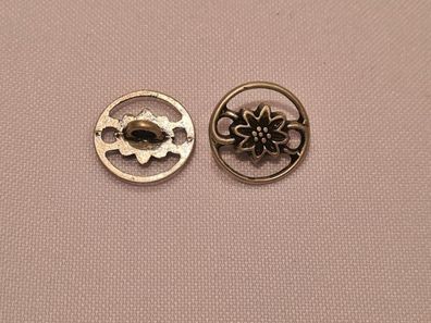 Knopf 15mm Öse Enzian gefräßt Silber Matt